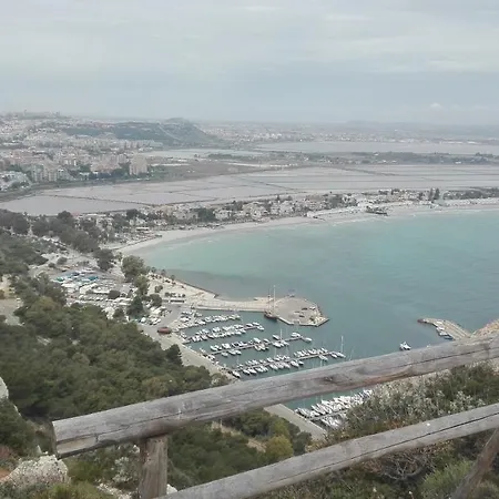 Πανσιόν Il Giardino Di Anna - Charming In 2*